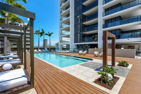 Qube Broadbeach - Accommodation in Bendigo 0