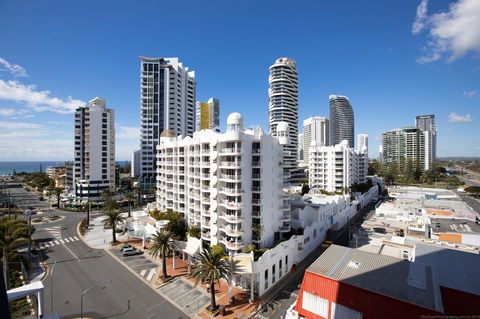 Qube Broadbeach - Accommodation in Bendigo 10