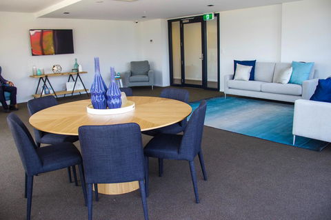 Synergy Broadbeach - Official - Accommodation in Bendigo 12