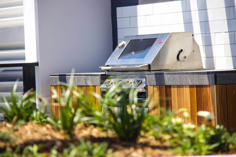 Synergy Broadbeach - Official - Accommodation in Bendigo 13