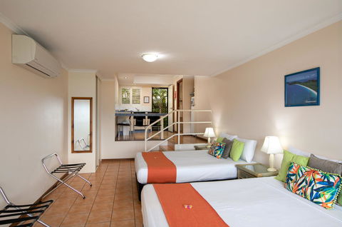 Sunlit Waters Studio Apartments - Accommodation in Bendigo 29
