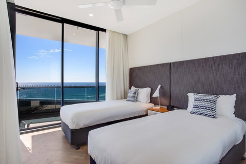 Iconic Kirra Beach Resort - Accommodation in Bendigo 28
