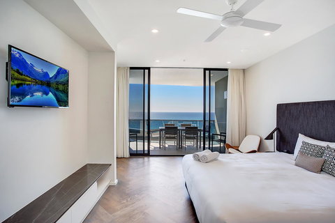 Iconic Kirra Beach Resort - Accommodation in Bendigo 27