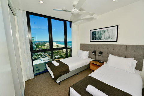 Iconic Kirra Beach Resort - Accommodation in Bendigo 6