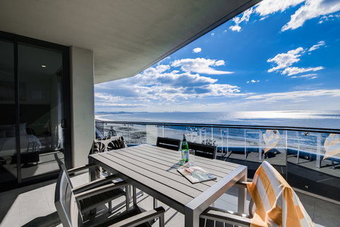 Iconic Kirra Beach Resort - Accommodation in Bendigo 42