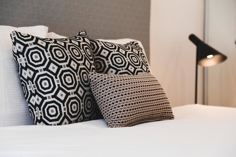 Iconic Kirra Beach Resort - Accommodation in Bendigo 11