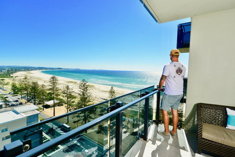 Iconic Kirra Beach Resort - Accommodation in Bendigo 8