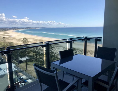 Iconic Kirra Beach Resort - Accommodation in Bendigo 18