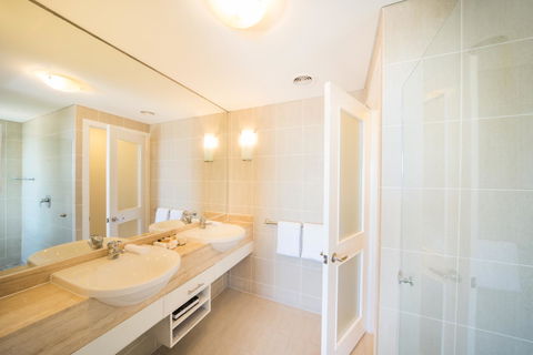 Pinnacles - Accommodation in Bendigo 18