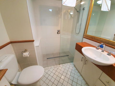 Broadbeach Holiday Apartments - Accommodation in Bendigo 26