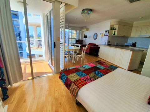 Broadbeach Holiday Apartments - Accommodation in Bendigo 25