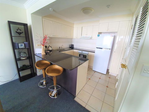 Broadbeach Holiday Apartments - Accommodation in Bendigo 29