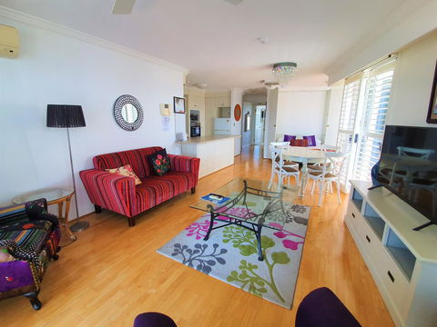 Broadbeach Holiday Apartments - Accommodation in Bendigo 22
