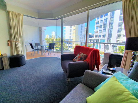 Broadbeach Holiday Apartments - Accommodation in Bendigo 3