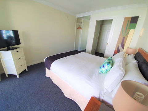 Broadbeach Holiday Apartments - Accommodation in Bendigo 27