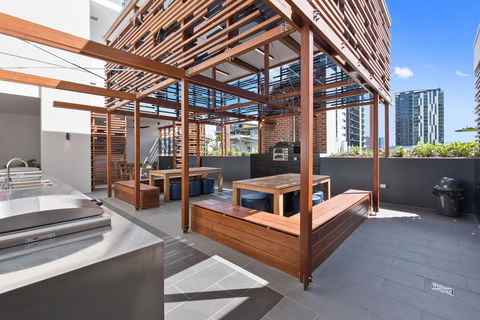 Ivy And Eve Apartments By CLLIX - Accommodation in Bendigo 8