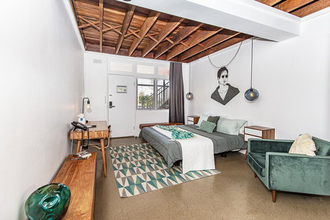 The Pink Hotel Coolangatta - Accommodation in Bendigo 23