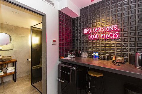 The Pink Hotel Coolangatta - Accommodation in Bendigo 15