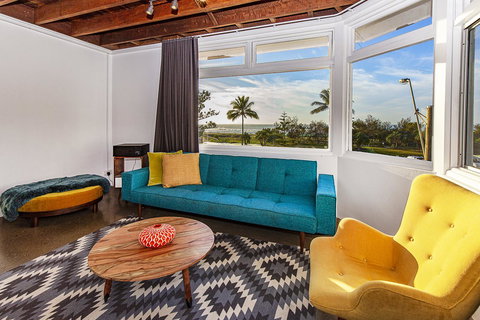 The Pink Hotel Coolangatta - Accommodation in Bendigo 16