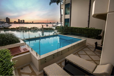 Imperial Hotel Gold Coast - Accommodation in Bendigo 2