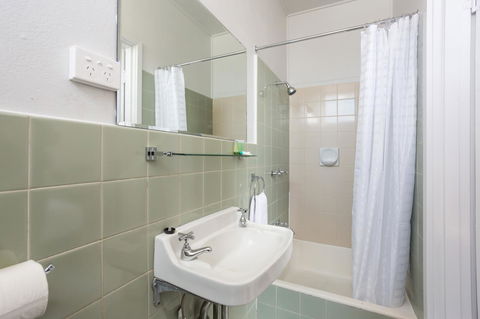 Nightcap At Emerald Star Hotel - Accommodation in Bendigo 2
