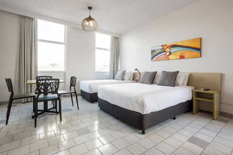 Nightcap At Emerald Star Hotel - Accommodation in Bendigo 3