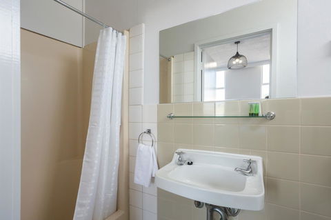 Nightcap At Emerald Star Hotel - Accommodation in Bendigo 20