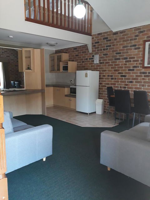 Country Gardens Motor Inn - Accommodation in Bendigo 1