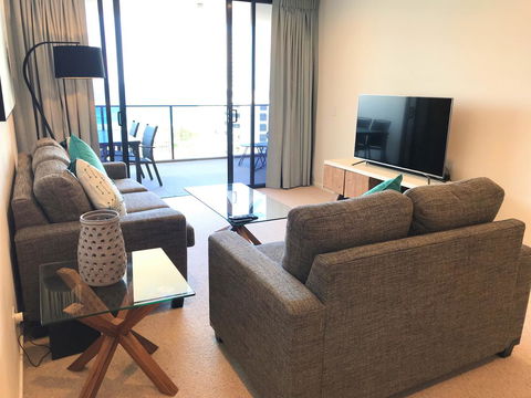 Qube Broadbeach Ocean View Apartments - Accommodation in Bendigo 19