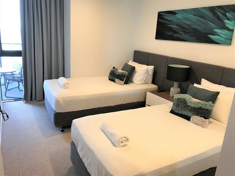 Qube Broadbeach Ocean View Apartments - Accommodation in Bendigo 24
