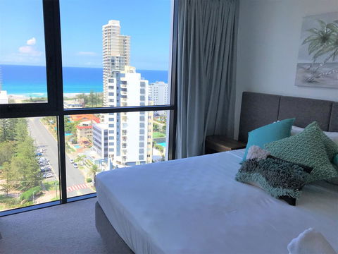 Qube Broadbeach Ocean View Apartments - Accommodation in Bendigo 21