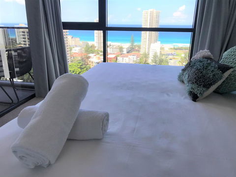 Qube Broadbeach Ocean View Apartments - Accommodation in Bendigo 20