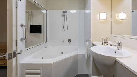 Oaks Hervey Bay Resort And Spa - Accommodation in Bendigo 11