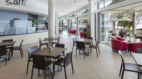 Oaks Hervey Bay Resort And Spa - Accommodation in Bendigo 26