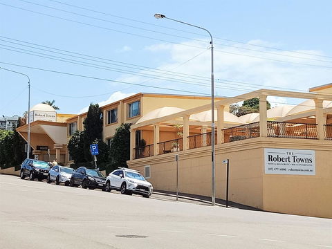The Robert Towns - Accommodation in Bendigo 12
