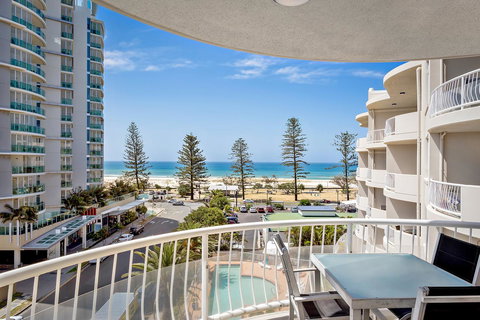 Kirra Beach Apartments - Accommodation in Bendigo 22