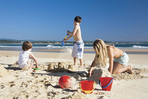 Kirra Beach Apartments - Accommodation in Bendigo 10