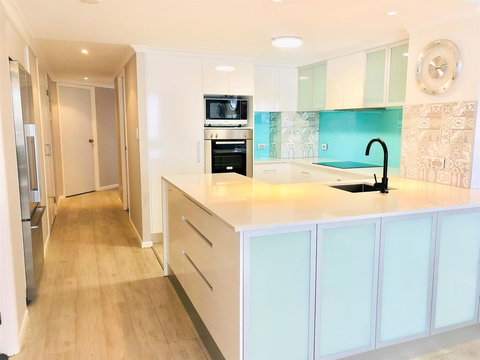 Kirra Beach Apartments - Accommodation in Bendigo 1