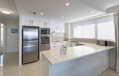South Pacific Plaza - Official - Accommodation in Bendigo 1