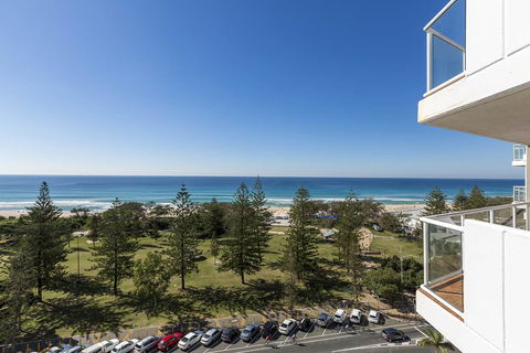 South Pacific Plaza - Official - Accommodation in Bendigo 13