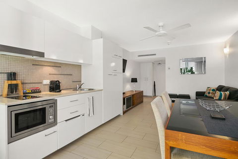 Palm Cove Beach Apartment - Accommodation in Bendigo 7