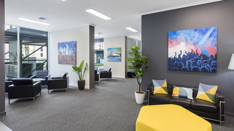 Oaks Brisbane Festival Suites - Accommodation in Bendigo 11