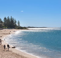 The Norfolks on Moffat Beach - Accommodation in Bendigo