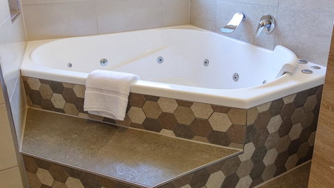 Blue Summit Hideaway - Accommodation in Bendigo 37