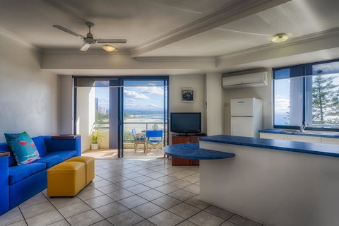 Komune Resort And Beach Club Greenmount Beach - Accommodation in Bendigo 26