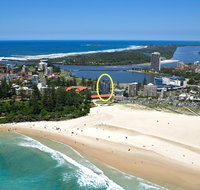 Komune Resort and Beach Club Greenmount Beach - Accommodation in Bendigo