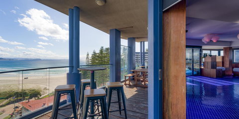 Komune Resort And Beach Club Greenmount Beach - Accommodation in Bendigo 11