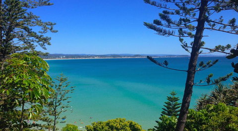 Komune Resort And Beach Club Greenmount Beach - Accommodation in Bendigo 19