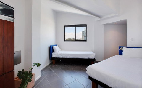 Komune Resort And Beach Club Greenmount Beach - Accommodation in Bendigo 36