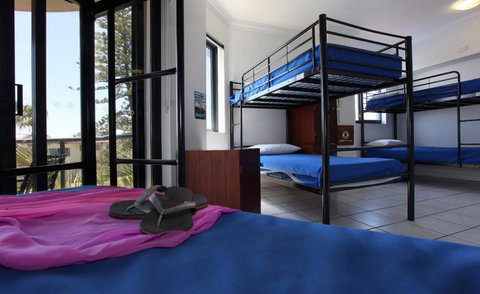 Komune Resort And Beach Club Greenmount Beach - Accommodation in Bendigo 27